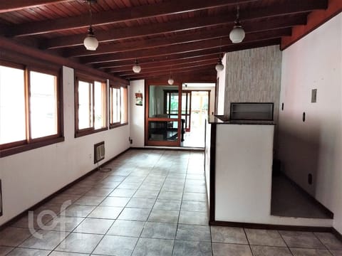 Image 44 - 224320